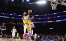 LeBron James salió en plan grande para implantar una nueva marca. Foto: (AFP)