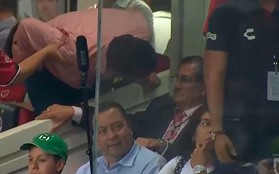 Momento en que Codesal fue agredido por Fidel Kuri (Especial)