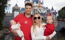 Patrick Mahomes visitó Disneyland tras ganar el Super Bowl LVII (AFP)