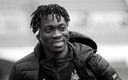 Christian Atsu jugó para equipos como el Newcastle, Chelsea y Málaga. (Reuters)