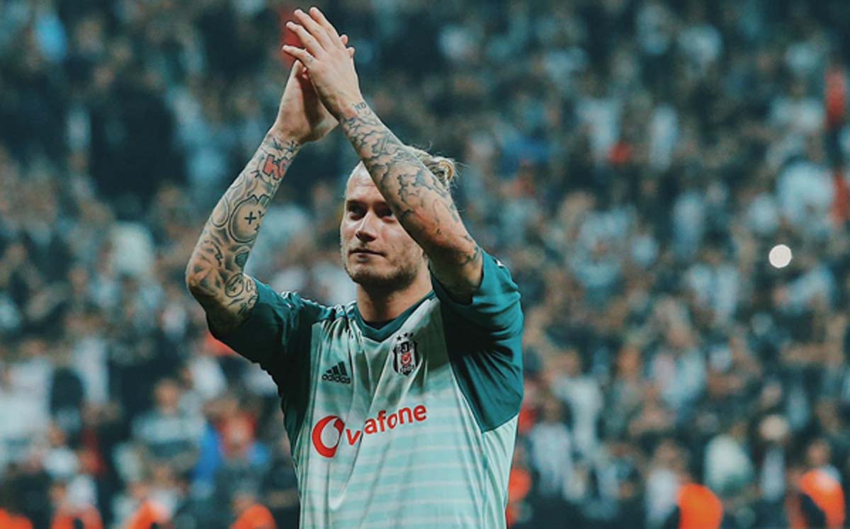 Karius, villano con Liverpool, titular en Final con Newcastle Mediotiempo