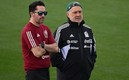 Yon de Luisa y Gerardo Martino en un entrenamiento de la Selección. (Imago7)