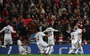 Real Madrid se repuso de un 2-0 para golear 2-5 al Liverpool en Anfield. (AFP)