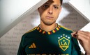 Javier Hernández se mostró contrariado | @LAGalaxy_Es