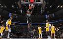 Ja Morant aprovechó la ausencia de LeBron para brillar ante los Lakers. Foto: (AFP)