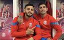 Alexis Vega y Pocho Guzmán, la dupla que ilusiona en Chivas (Foto: Twitter @Alexis_Vega9)