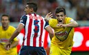 Raúl Jiménez, marcando en un Clásico Nacional | Imago 7
