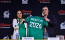 Fernanda Sáinz, directora de Marketing de Caliente, y José Romano, director general de ventas de la Federación Mexicana de Futbol. Foto: Imago7