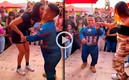Medio Metro repartió besos a las asistentes en un evento cerca de Pachuca. (FB Milenio Hidalgo)