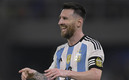 Messi festeja su gol 100 con Argentina. (FOTO: AFP)