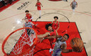 De'Aaron Fox destacó como la figura de los Kings (AFP).