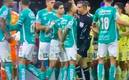 Fernando Hernández le dio un rodillazo a Lucas Romero. Foto: (Especial)