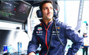 Ricciardo notó algunos problemas en el auto de Checo Pérez. (Foto: Red Bull)