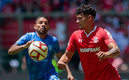 Javier Aquino tuvo un mal desempeño el domingo ante Toluca. (Foto: Mexsport)