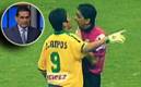Ramos Rizo y Jorge Campos se encaran en un juego en el Estadio Azteca. Foto: (Especial)