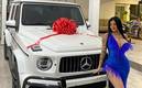 La modelo dio a conocer que se compró una Mercedes Benz AMG G 63. Foto: (Especial)