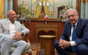 AMLO tuvo una plática con el expitcher. (Foto: captura de pantalla)