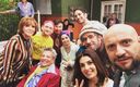 Parte del elenco de Vecinos. (Twitter)
