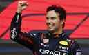 Checo Pérez avanza en el segundo lugar del campeonato de pilotos de la F1 (Reuters)