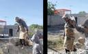 Los trabajadores se divirtieron a lo grande durante su video. Foto: (Especial)