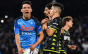 Lozano hizo gol y dio asistencia en triunfo del Napoli. (Foto: AFP)