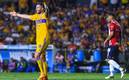 Gignac no tuvo un buen juego ante Chivas (Foto: Mexsport)