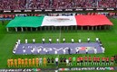La bandera de México lució espectacular en el Akron. FOTO: Imago7.