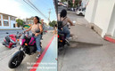 La motocicleta siendo entregada en la agencia. (FOTO: Captura)