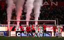 Madrigal festeja tras marcar el empate (Imago7)