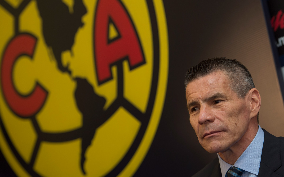 Alfredo Tena definió al mejor 11 del América sin incluirse en la lista