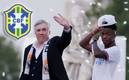 Ancelotti y Vinicius van a seguir juntos ahora en la Verdeamarela. Foto: (Especial)