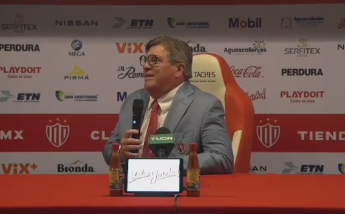 Piojo Herrera estalla contra Montecinos 'que se calle la boca