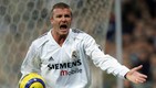 David Beckham | Mediocampista | Se consagró como uno de los mejores jugadores del mundo con la camiseta blanca. (Foto: AFP)