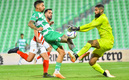 El equipo lagunero no pudo defender su feudo ante el club español. FOTO: Imago7.