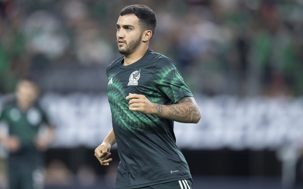 Traspaso de Luis Chávez a Rusia se podría caer por 'origen del dinero'