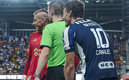 Nahuel al final felicitó a Rayados y cargó a un niño. (Foto: Mexsport)