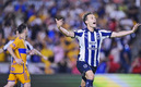 Sergio Canales festeja penal contra Tigres. (FOTO: Mexsport)
