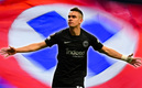 Cruz Azul cerró a Rafael Santos Borré. (Fotos: Mexsport y AFP)