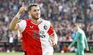 Santiago Giménez suma tres goles en tres partidos de la Eredivisie (@Feyenoord).