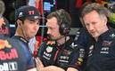 Checo, con Christian Horner | AFP