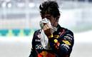 Checo, cabizbajo tras un nuevo abandono (Reuters)