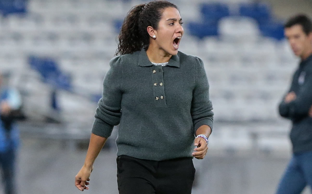 Eva Espejo es cuestionada por su repentina decisión de dejar a Rayadas