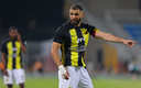 Benzema en un duelo del Al-Ittihad. (AFP)