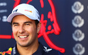 Checo Pérez confía cumplir su contrato con Red Bull. (Foto: AFP)