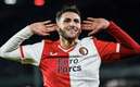 Santiago Giménez suma tres goles en tres partidos de la Eredivisie (@Feyenoord).