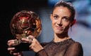 Aitana Bonmatí se llevó el Balón de Oro Femenil 2023 (AFP)