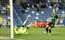 Thorstvedt le marcó un doblete a Guillermo Ochoa. (EFE)