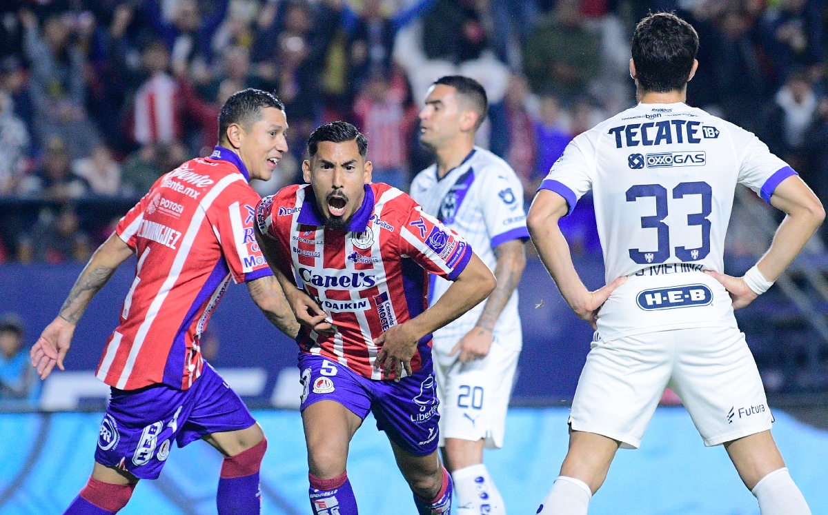 San Luis perdona y apenas gana 1-0 a Rayados en la Ida de Cuartos