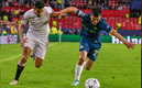Chucky Lozano se lesionó ante el PSV. (Foto: EFE)