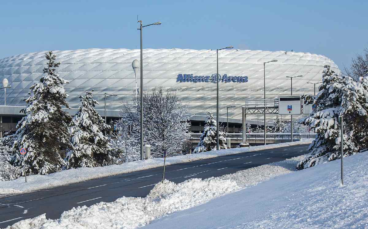 Das Duell zwischen Bayern München und Union Berlin wurde wegen starken Schneefalls verschoben Das Duell zwischen Bayern München und Union Berlin wurde wegen starken Schneefalls verschoben